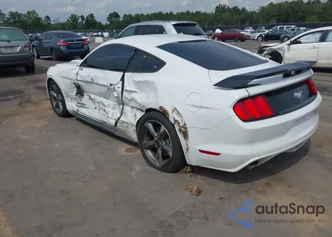 2016 Ford Mustang Ecoboost z USA, uszkodzony, nr VIN 1FA6P8TH2G5236299